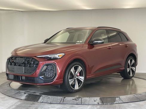 New 2025 Audi SQ5 Prestige AWD/4WD image 1