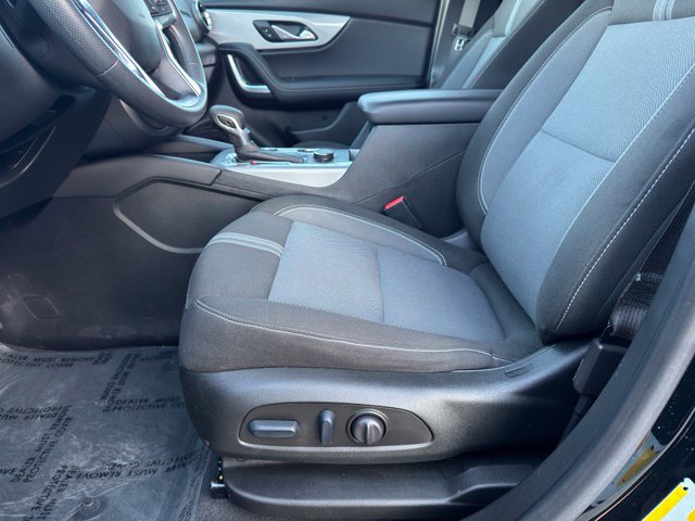 Used 2023 Chevrolet Blazer LT AWD/4WD image 5