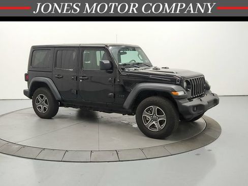 Used 2022 Jeep Wrangler Unlimited Sport AWD/4WD image 1