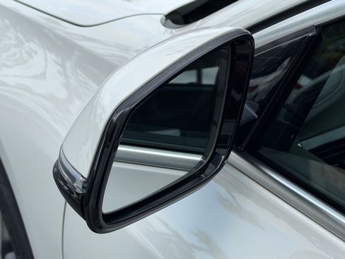 Used 2019 BMW X2 sDrive28i image 23