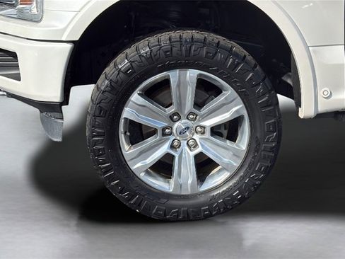 Used 2019 Ford F150 Platinum w/ Equipment Group 701A Luxury image 9