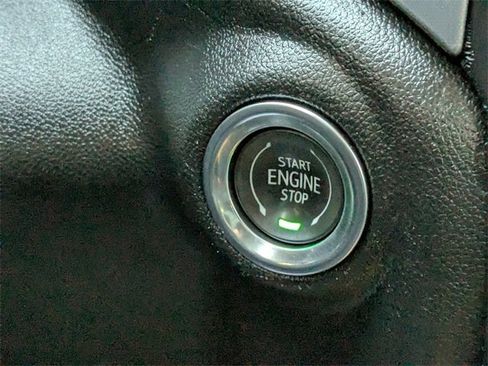 Used 2020 GMC Sierra 1500 Elevation image 28