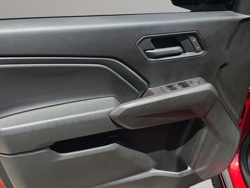Used 2025 Chevrolet Colorado Trail Boss AWD/4WD image 57