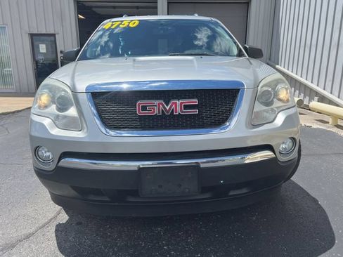 Used 2008 GMC Acadia SLE w/ Preferred Package FWD image 3