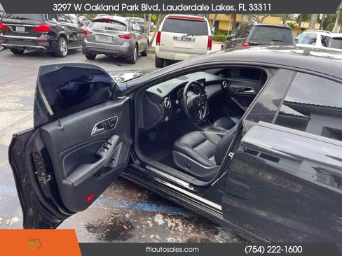 Used 2014 Mercedes-Benz CLA 250 4MATIC image 4
