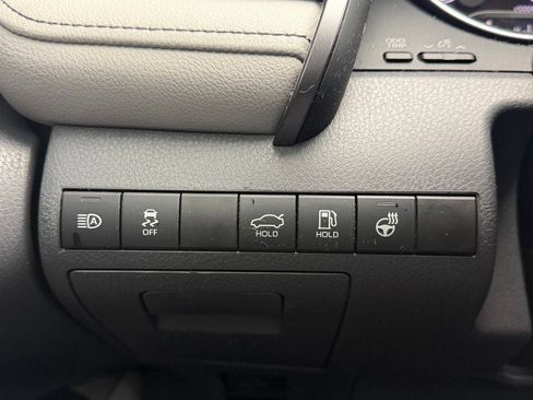 Certified 2023 Toyota Camry XLE w/ Cold Weather Package FWD image 18