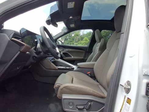 New 2025 Audi Q5 Premium Plus image 13