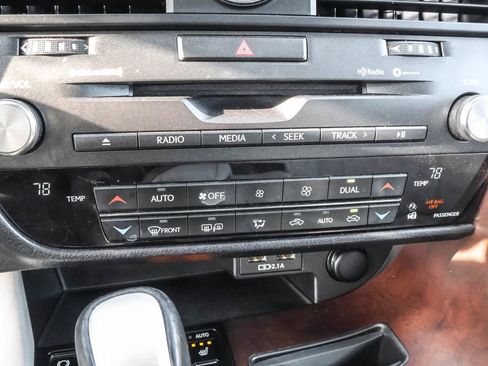 Used 2020 Lexus RX 350 350 image 25