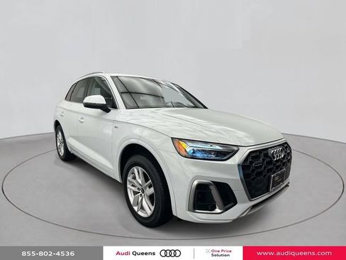Certified 2023 Audi Q5 2.0T Premium w/ Convenience Package AWD/4WD image 5