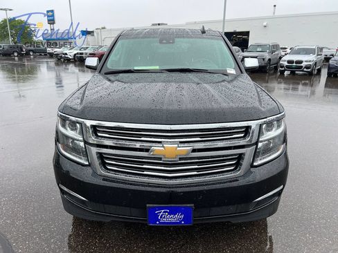 Used 2019 Chevrolet Suburban Premier AWD/4WD image 10