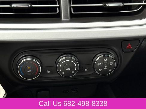 Used 2025 Chevrolet Trax RS w/ Driver Confidence Package FWD image 25