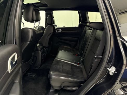Used 2015 Jeep Grand Cherokee Altitude AWD/4WD image 27