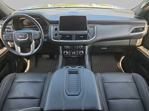 Certified 2022 GMC Yukon SLT AWD/4WD image 11