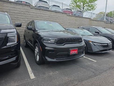 Used 2025 Dodge Durango GT AWD/4WD image 7
