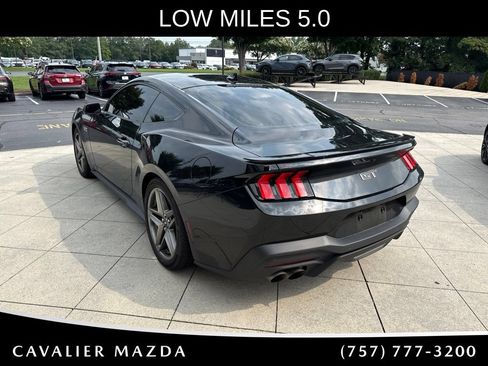 Used 2025 Ford Mustang GT RWD image 7