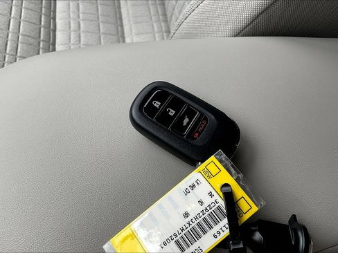 Used 2026 Honda HR-V LX image 33