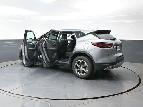 Used 2023 Chevrolet Blazer LT FWD image 56