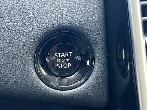 New 2026 Nissan Armada SV image 10