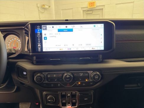 New 2026 Jeep Gladiator Rubicon image 12