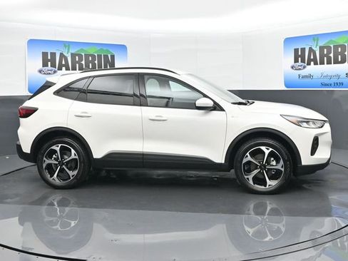 New 2025 Ford Escape ST-Line Select w/ Tech Pack #1 image 7