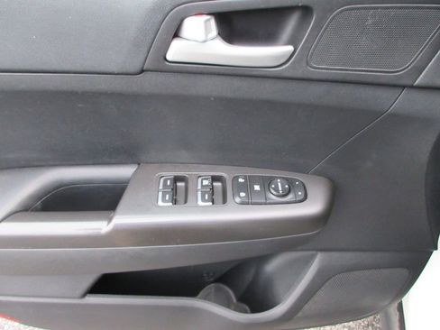 Used 2017 Kia Sportage LX FWD image 22