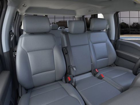 New 2026 Ford F250 XL w/ XL Chrome Package image 10