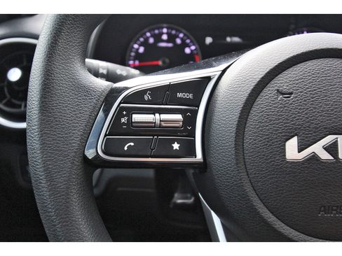 Certified 2023 Kia Forte LXS w/ LXS Technology Package FWD image 18