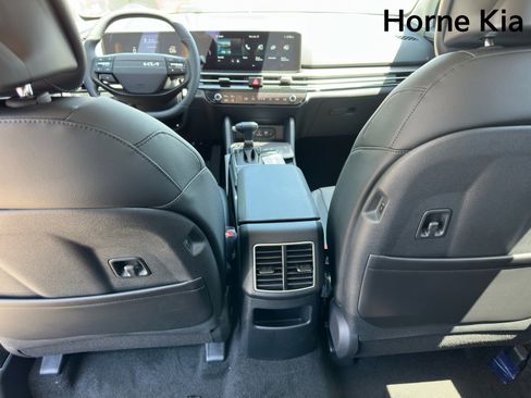 New 2026 Kia Sportage EX FWD image 22