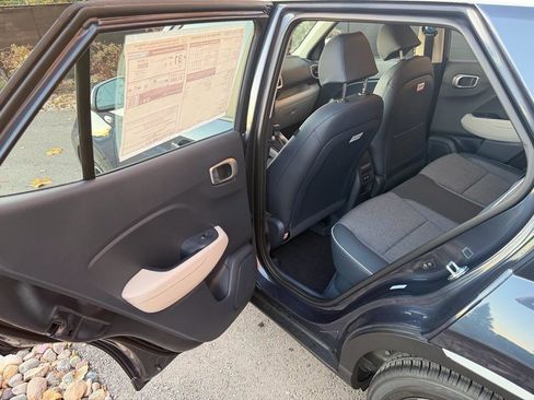 New 2026 Hyundai Venue SEL image 17