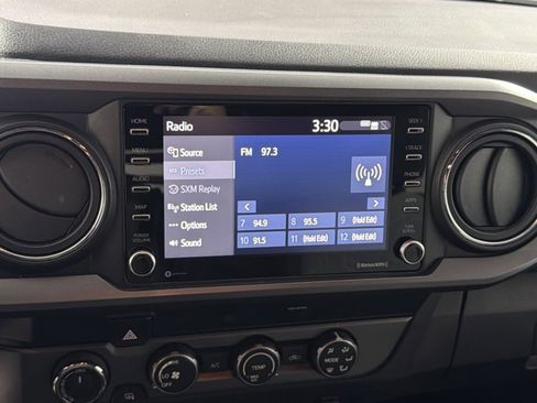 Used 2020 Toyota Tacoma TRD Off-Road image 18