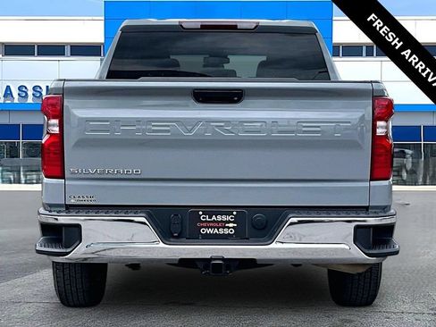 Used 2024 Chevrolet Silverado 1500 W/T w/ Trailering Package RWD image 4