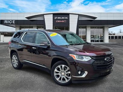Certified 2021 Chevrolet Traverse Premier w/ LPO, Black Accent Package