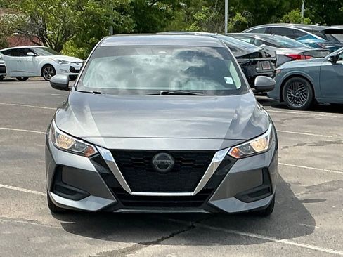 Used 2022 Nissan Sentra SV w/ Trunk Package FWD image 2