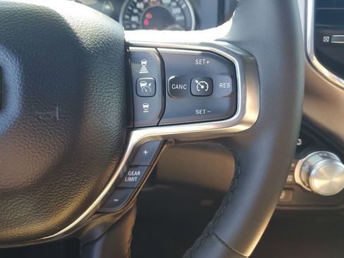 Used 2025 RAM 1500 Laramie AWD/4WD image 21