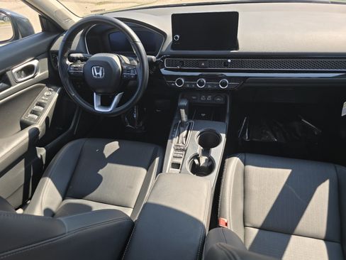 Used 2024 Honda Civic Touring image 23