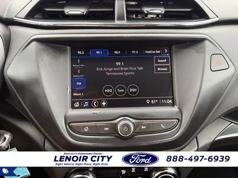 Used 2023 Chevrolet TrailBlazer LS FWD image 23