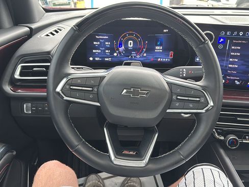 Used 2024 Chevrolet Traverse Z71 w/ Enhanced Driving Package image 27