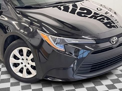 Used 2023 Toyota Corolla LE FWD image 26