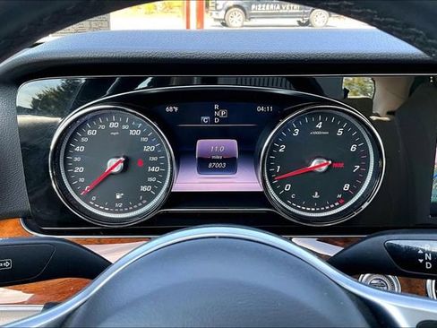 Used 2019 Mercedes-Benz E 300 4MATIC image 16