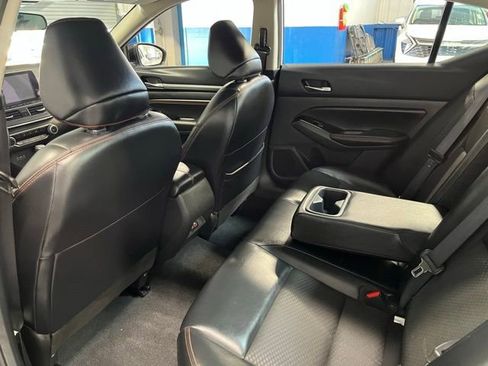 Used 2023 Nissan Altima 2.5 SR FWD image 17