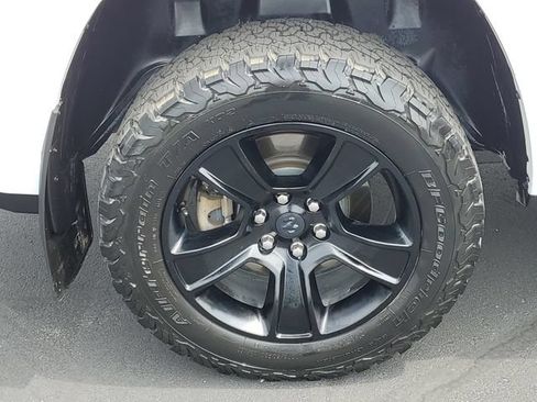Used 2020 RAM 1500 Big Horn AWD/4WD image 5