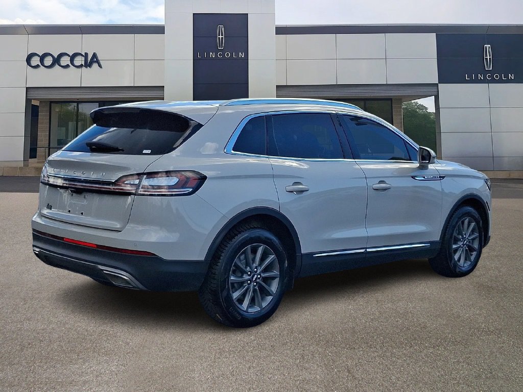 Certified 2021 Lincoln Nautilus AWD image 4