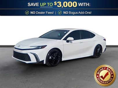 Used 2025 Toyota Camry SE w/ Convenience Package