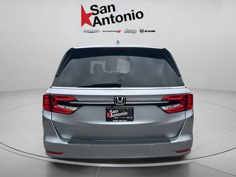 Used 2021 Honda Odyssey Touring image 7