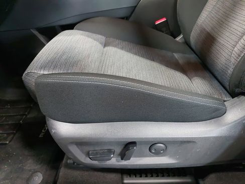 Certified 2023 Nissan Rogue SV AWD/4WD image 28