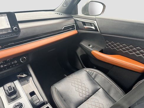 Used 2022 Mitsubishi Outlander SEL image 25