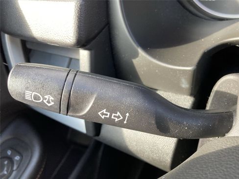 Used 2018 GMC Terrain SLE image 23