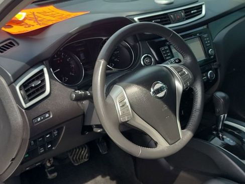 Used 2015 Nissan Rogue SL AWD/4WD image 10