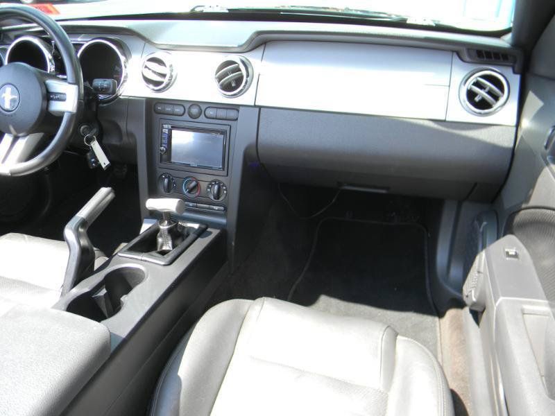 Used 2005 Ford Mustang GT RWD image 18