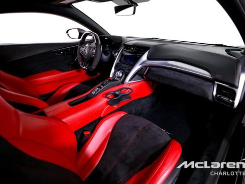 Used 2018 Acura NSX AWD/4WD image 19